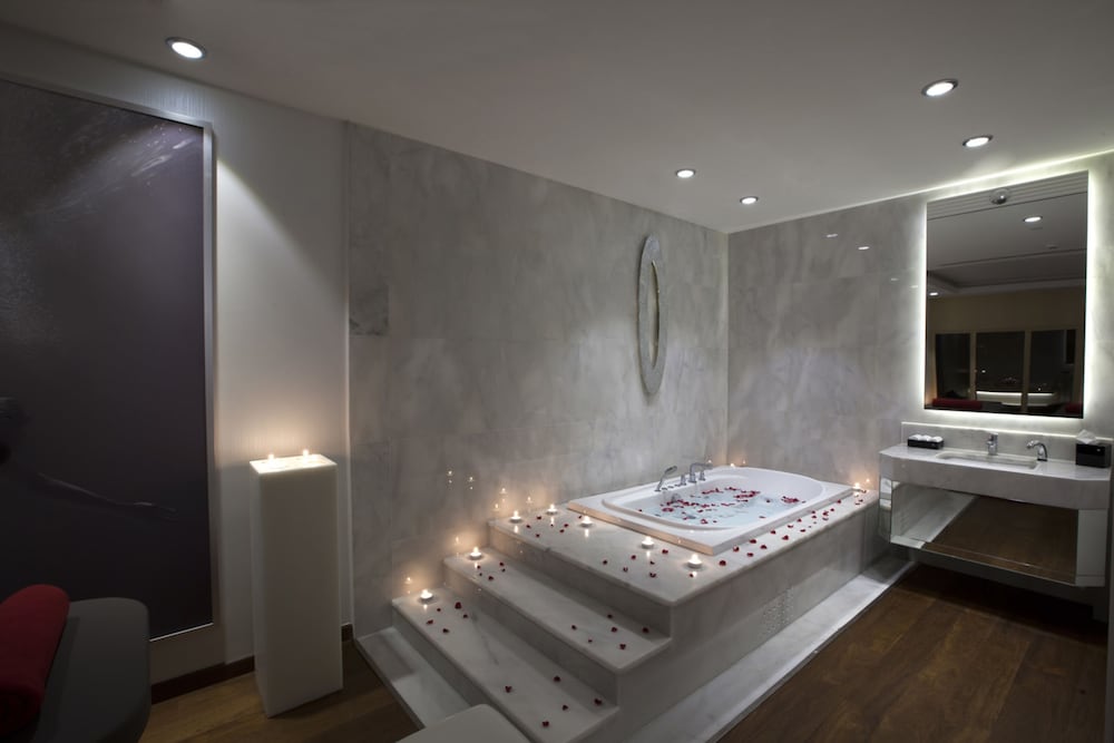 Wyndham Grand Istanbul Kalamis Marina Hotel — Spa in Istanbul, Istanbul