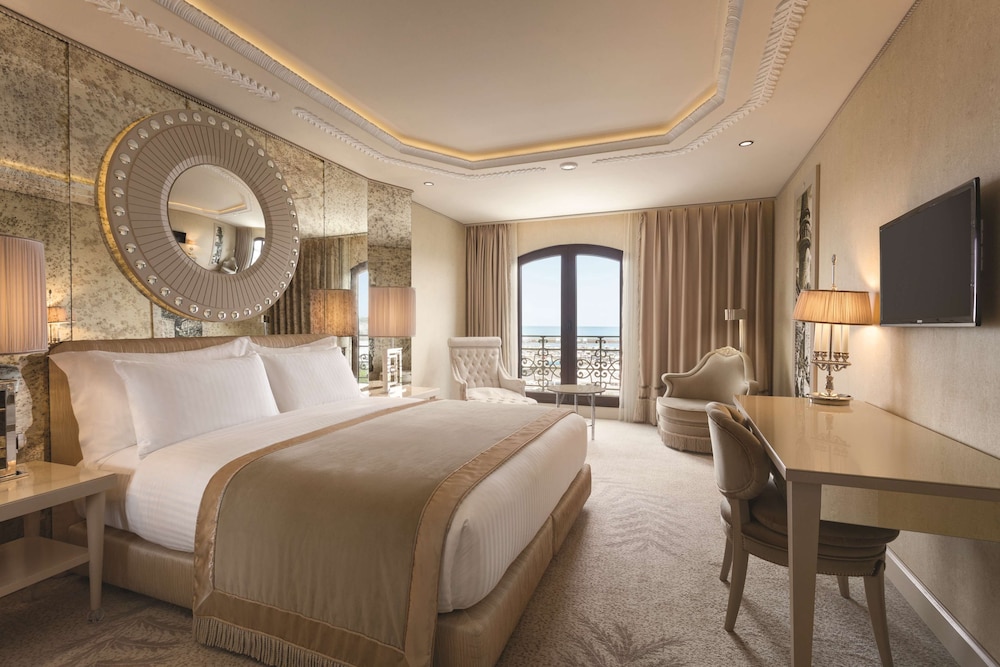 Wyndham Grand Istanbul Kalamis Marina Hotel — Hotel rooms in Istanbul, Istanbul