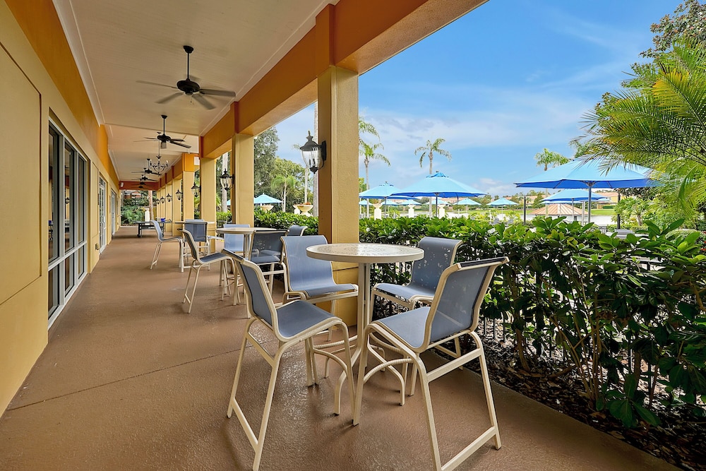 Vacation Townhomes by IDILIQ at Encantada Resort — Restaurant & bars in Kissimmee, Florida
