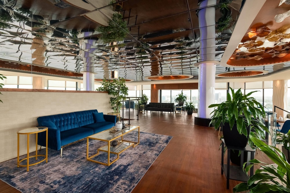 Fort Pontchartrain Detroit, a Wyndham Hotel — Restaurant & bars in Detroit, Michigan