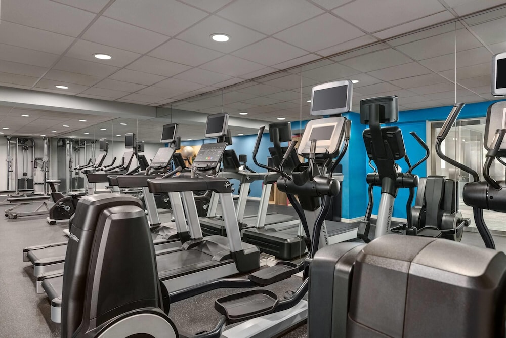 Fort Pontchartrain Detroit, a Wyndham Hotel — Sports & recreation in Detroit, Michigan