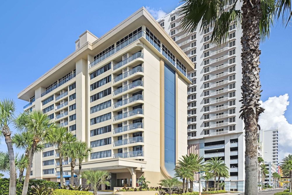 Hilton Vacation Club Daytona Beach Regency — Hotel building in Daytona Beach, Florida