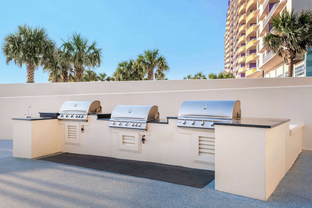 Hilton Vacation Club Daytona Beach Regency — Sports & recreation in Daytona Beach, Florida