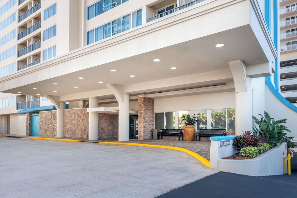 Hilton Vacation Club Daytona Beach Regency — Hotel building in Daytona Beach, Florida