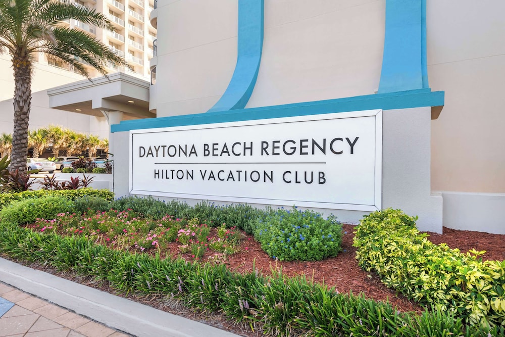 Hilton Vacation Club Daytona Beach Regency — Hotel building in Daytona Beach, Florida
