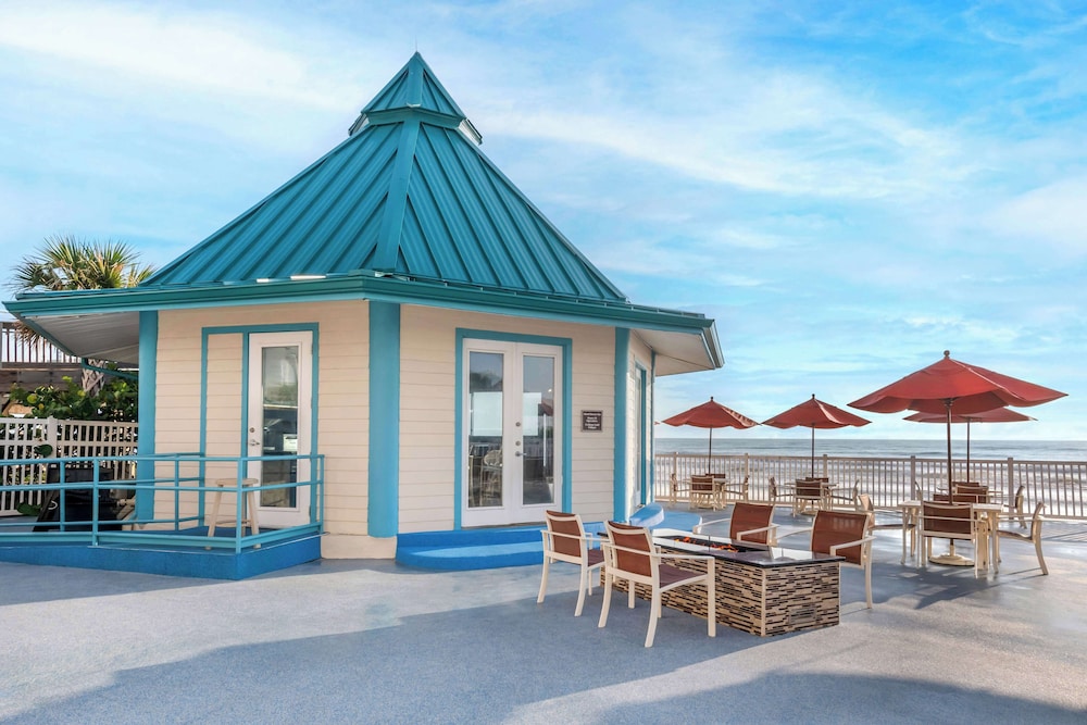 Hilton Vacation Club Daytona Beach Regency — Hotel building in Daytona Beach, Florida