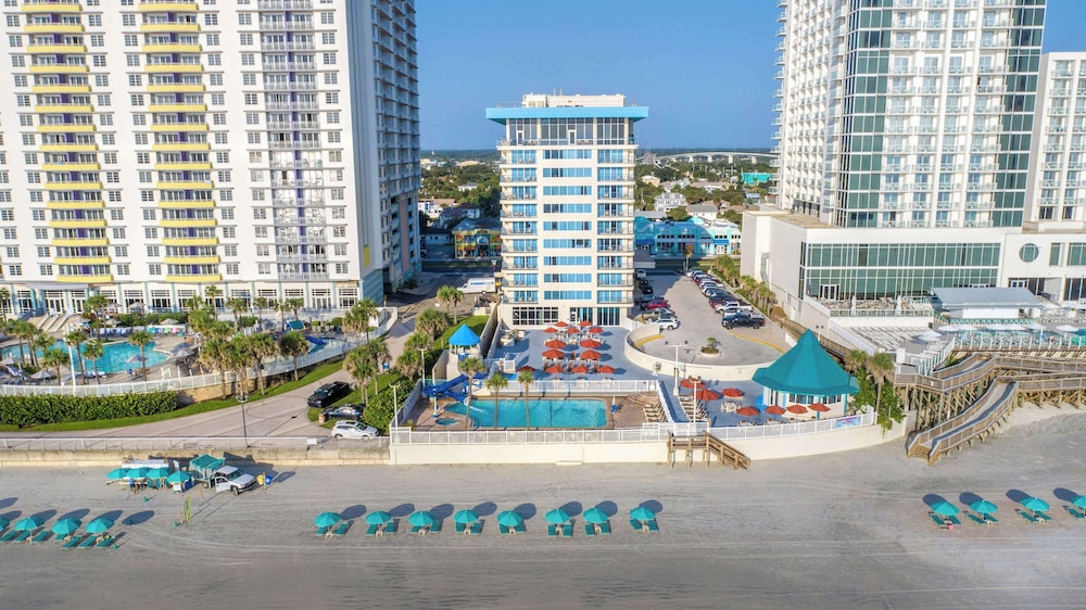 Hilton Vacation Club Daytona Beach Regency — Beach in Daytona Beach, Florida