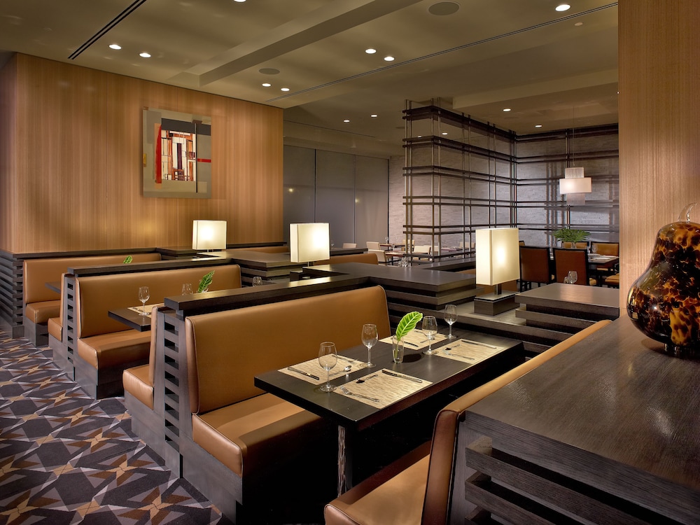 EB Hotel Miami — Restaurant & bars in Miami, Florida