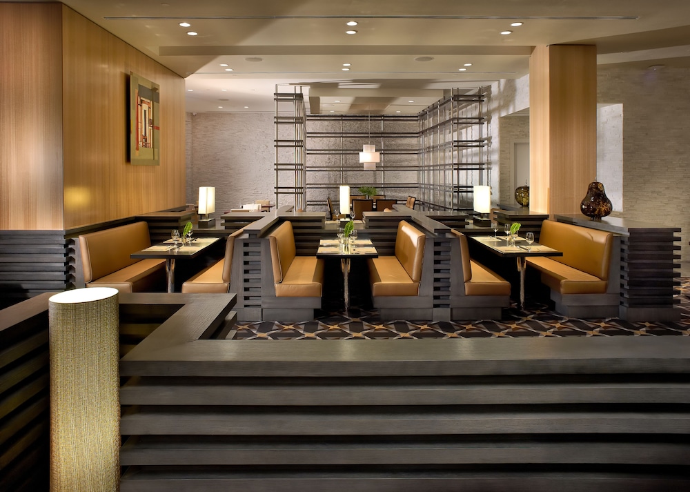 EB Hotel Miami — Restaurant & bars in Miami, Florida