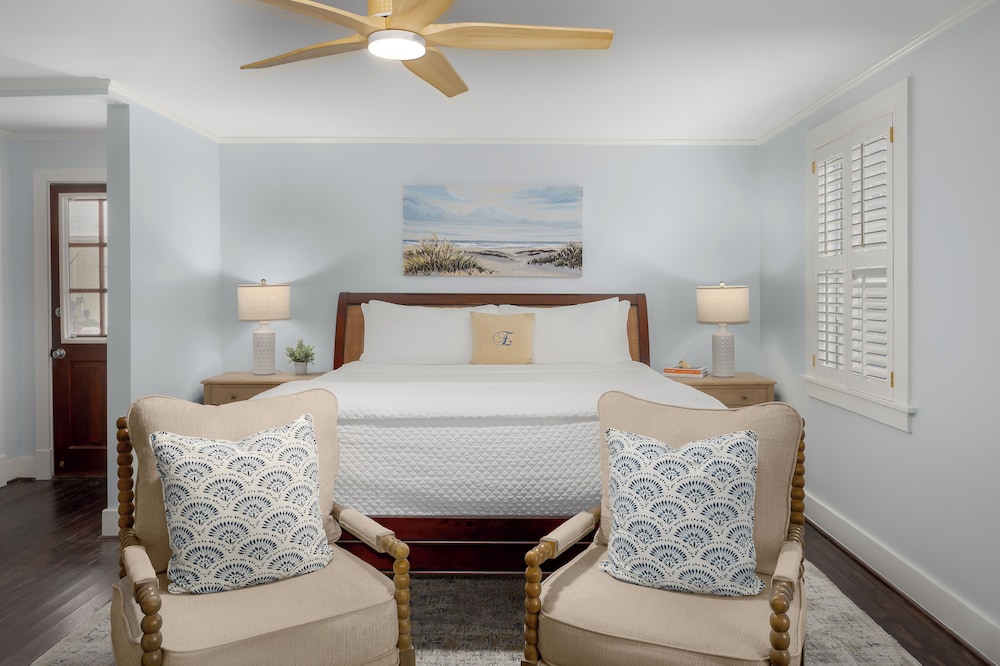 Elizabeth Pointe Lodge — Hotel rooms in Amelia Island, Florida