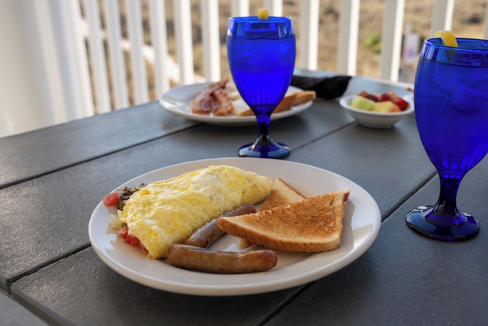 Elizabeth Pointe Lodge — Restaurant & bars in Amelia Island, Florida