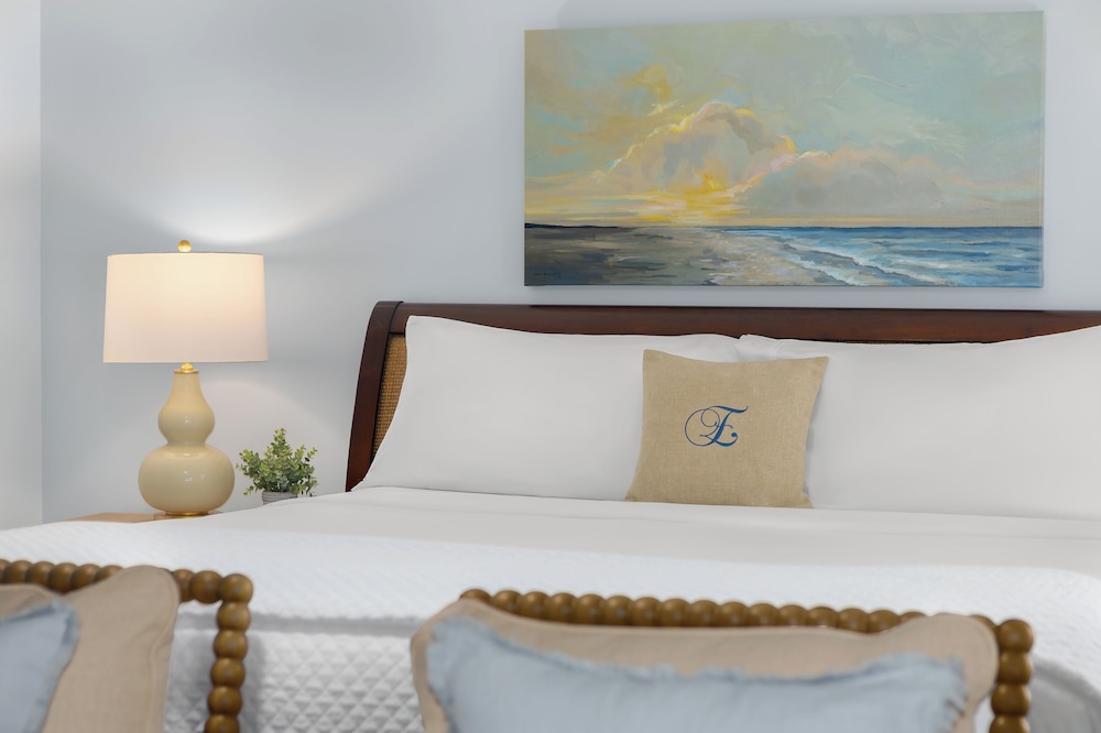 Elizabeth Pointe Lodge — Hotel rooms in Amelia Island, Florida