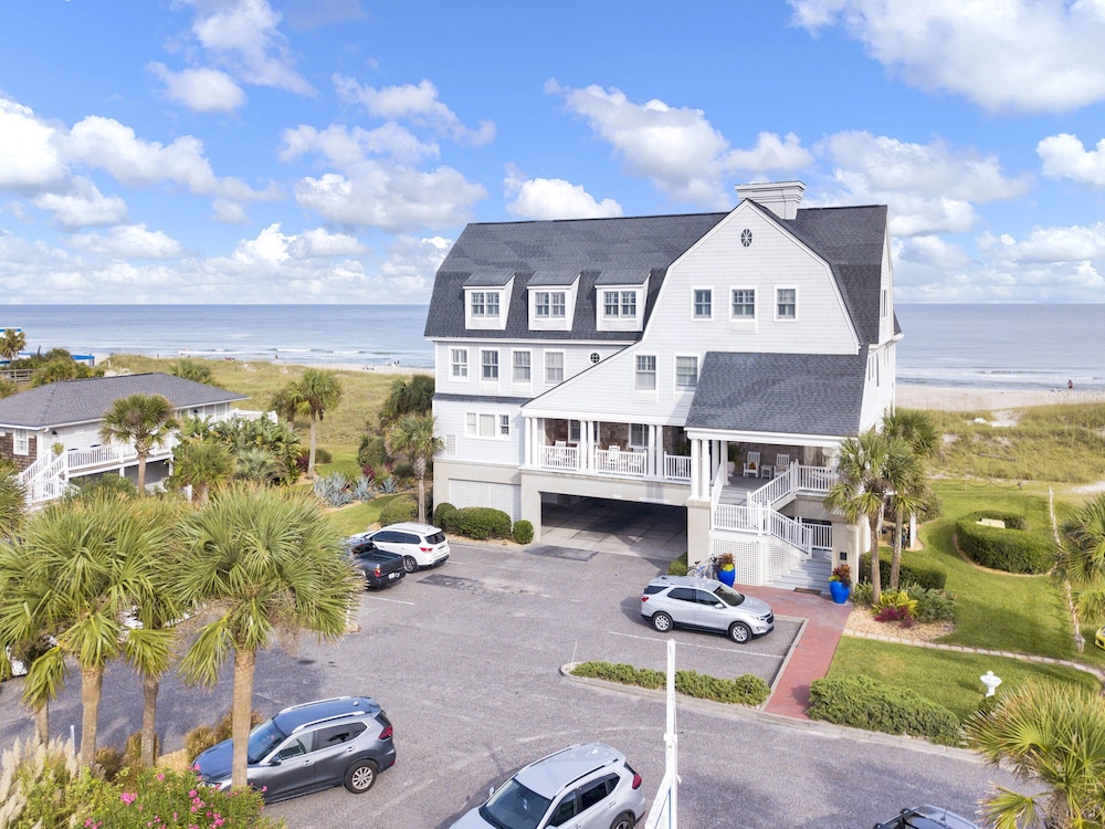 Elizabeth Pointe Lodge — Hotel building in Amelia Island, Florida