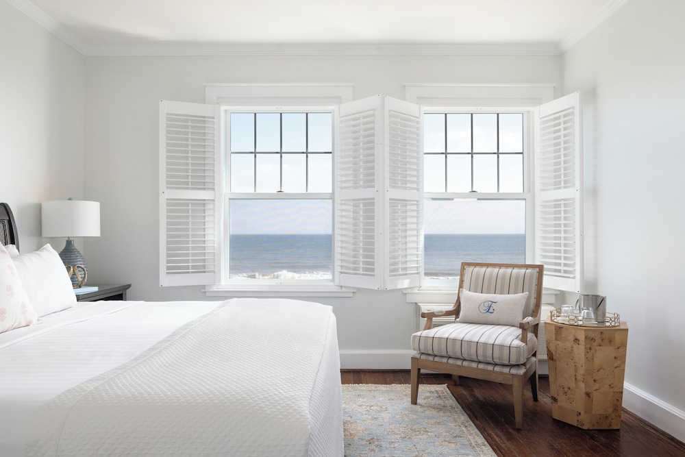 Elizabeth Pointe Lodge — Hotel rooms in Amelia Island, Florida