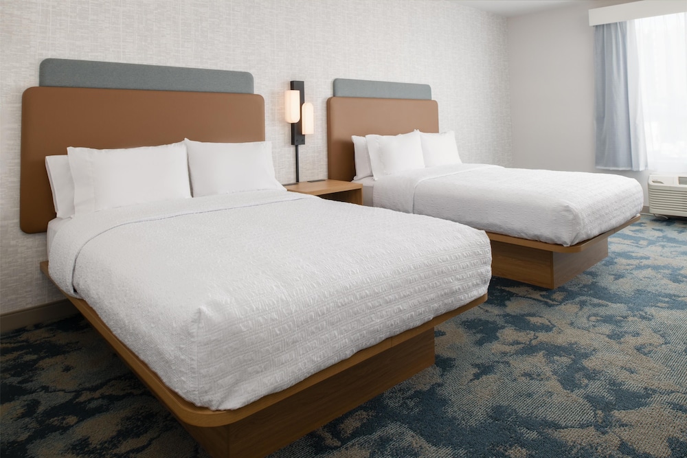 Hampton Inn by Hilton North Hollywood — Hotel rooms in North Hollywood, California