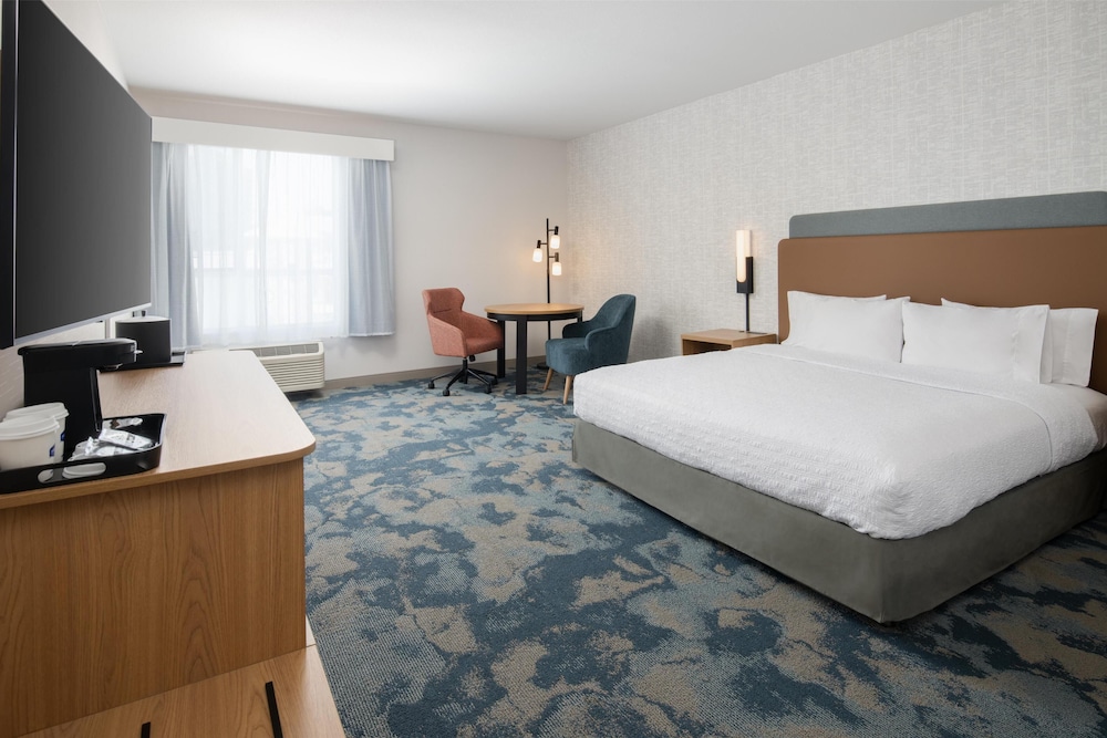 Hampton Inn by Hilton North Hollywood — Hotel rooms in North Hollywood, California