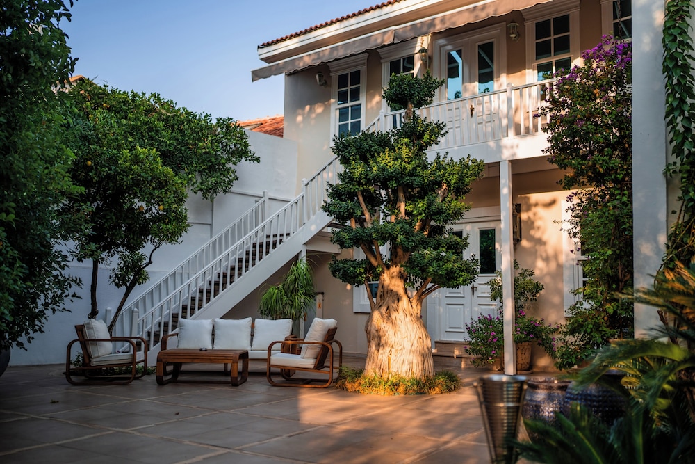 Elegance East Hotel - Boutique Class — Hotel building in Antalya