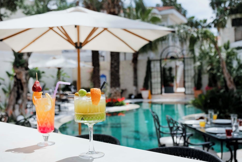 Elegance East Hotel - Boutique Class — Swimming pool in Antalya