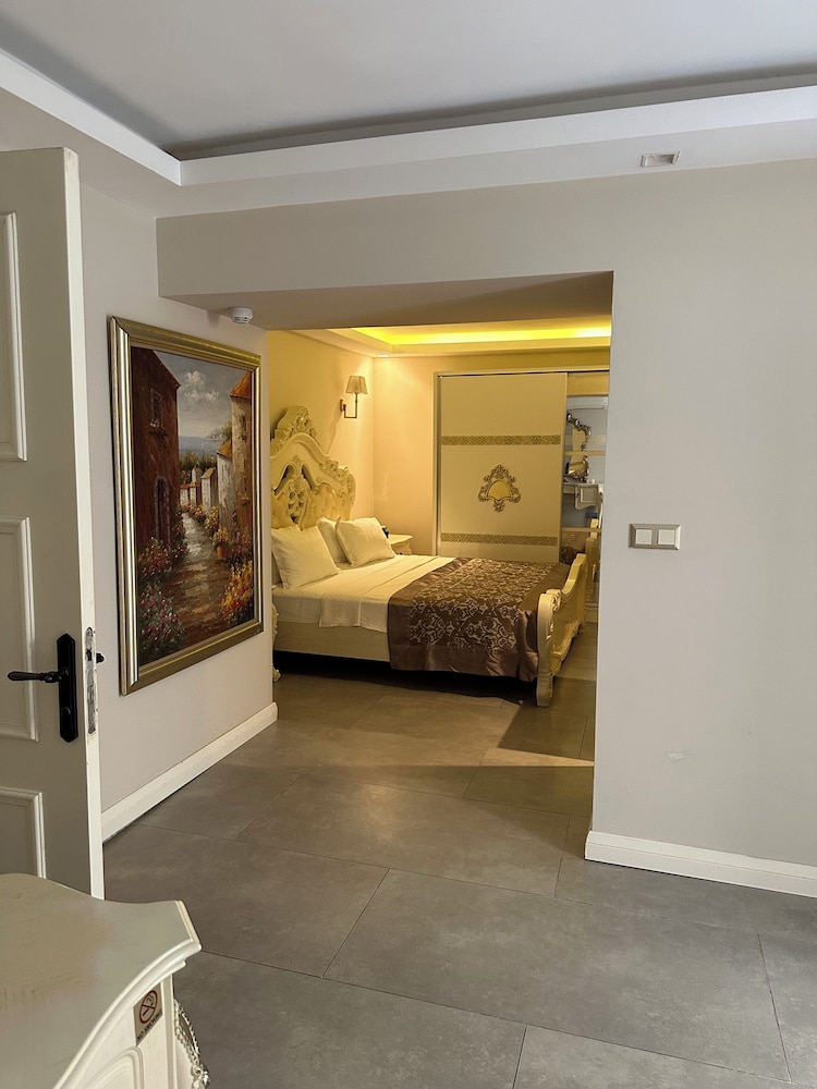 Elegance East Hotel - Boutique Class — Hotel rooms in Antalya