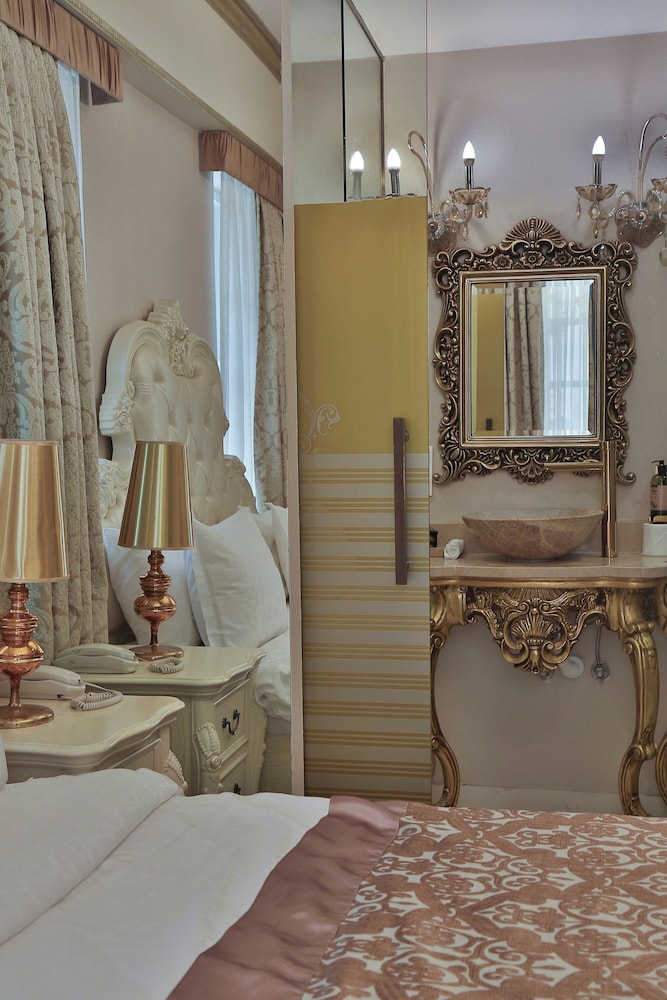Elegance East Hotel - Boutique Class — Hotel rooms in Antalya