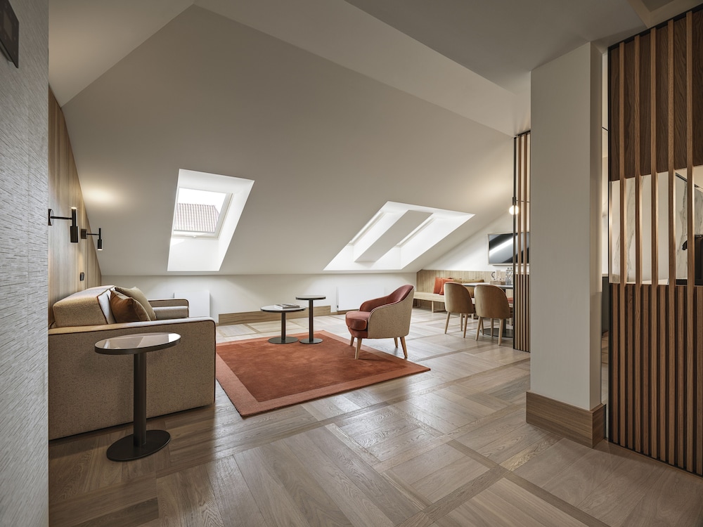 The Julius Prague — Hotel rooms in Prague, Prague