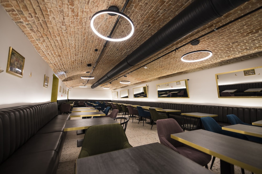 The Gold Bank — Restaurant & bars in Prague, Prague
