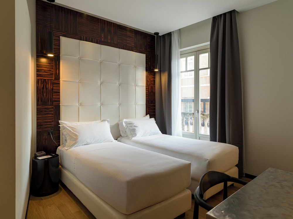 UNA Hotels One Catania Wellness & SPA — Hotel rooms in Catania, Sicily