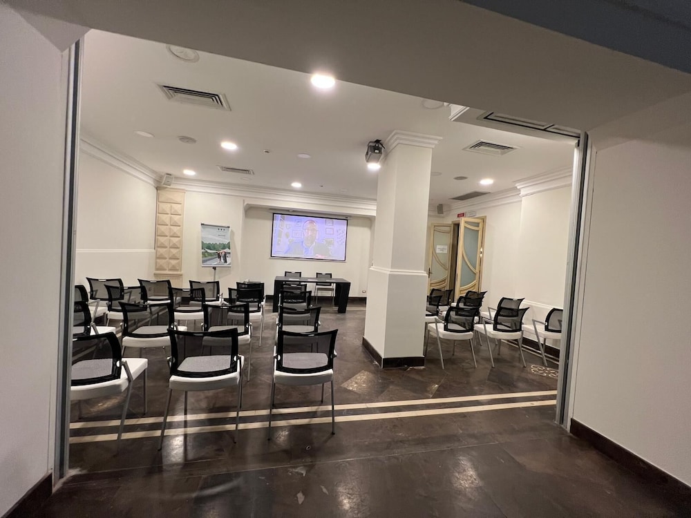 UNA Hotels One Catania Wellness & SPA — Hotel building in Catania, Sicily