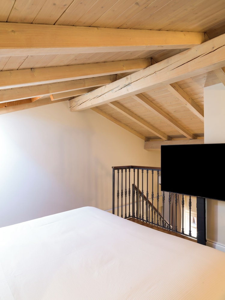 UNA Hotels One Catania Wellness & SPA — Hotel rooms in Catania, Sicily