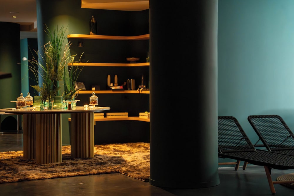 UNA Hotels One Catania Wellness & SPA — Restaurant & bars in Catania, Sicily