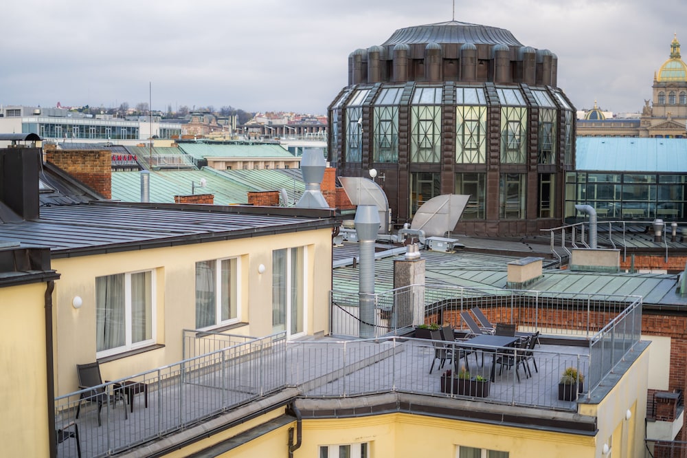 EA ApartHotel Melantrich — Hotel building in Prague, Prague