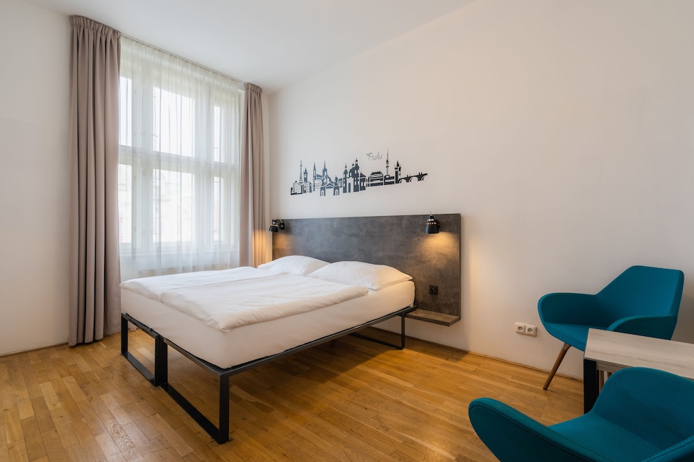 EA ApartHotel Melantrich — Hotel rooms in Prague, Prague