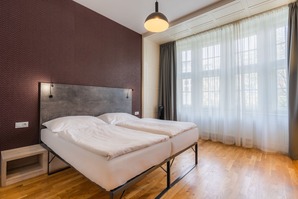 EA ApartHotel Melantrich — Hotel rooms in Prague, Prague