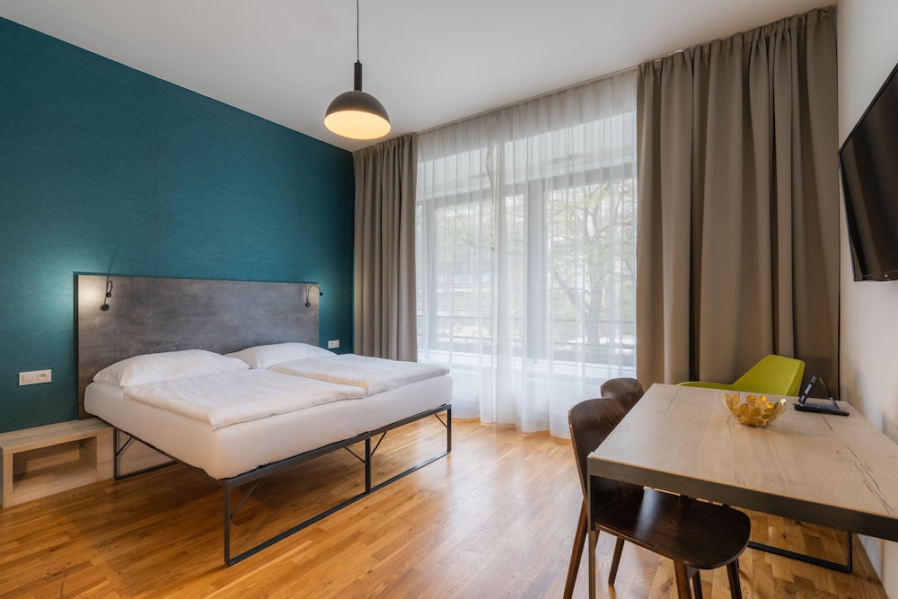 EA ApartHotel Melantrich — Hotel rooms in Prague, Prague