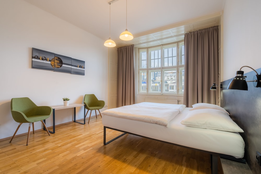 EA ApartHotel Melantrich — Hotel rooms in Prague, Prague