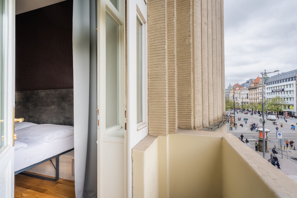EA ApartHotel Melantrich — Hotel rooms in Prague, Prague