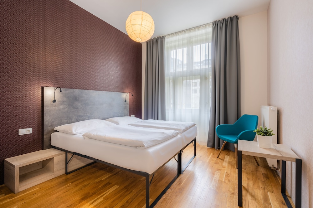 EA ApartHotel Melantrich — Hotel rooms in Prague, Prague