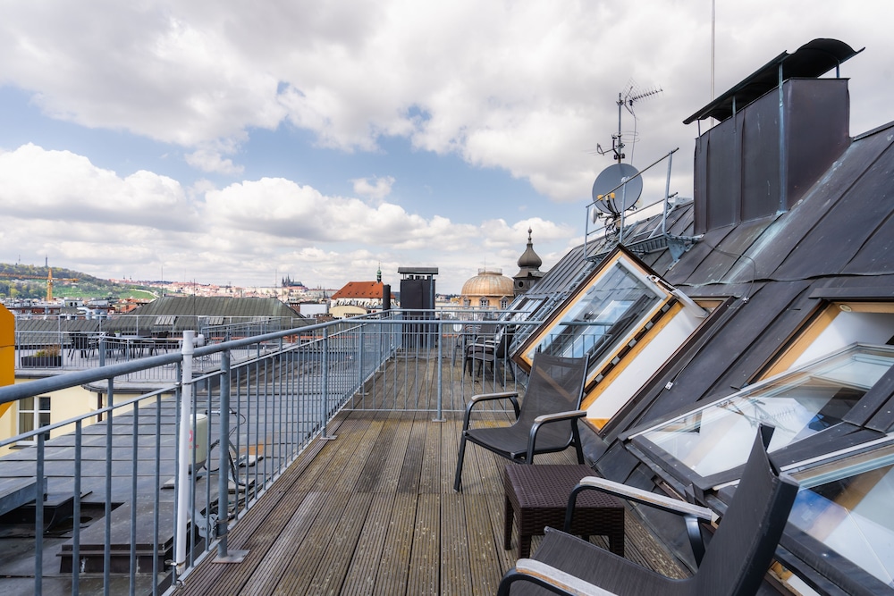 EA ApartHotel Melantrich — Hotel building in Prague, Prague