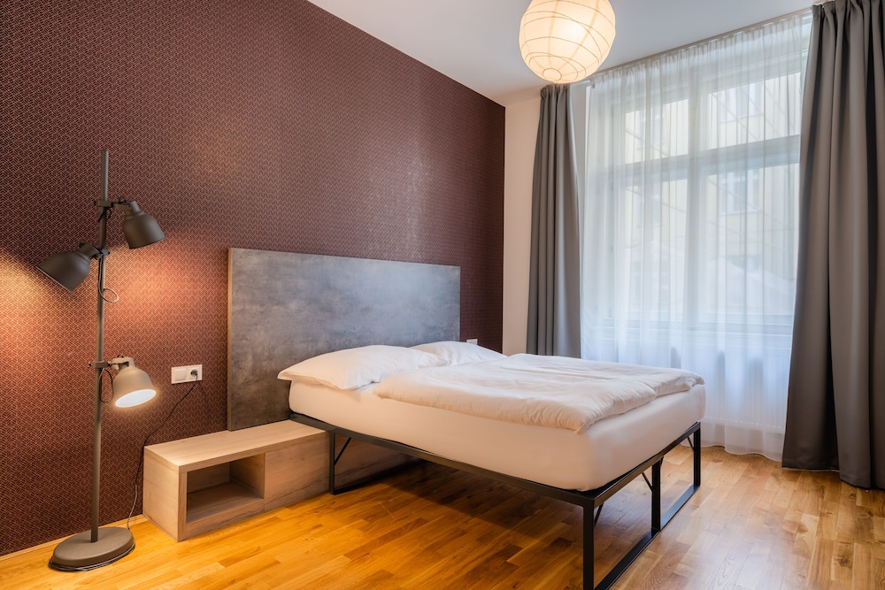 EA ApartHotel Melantrich — Hotel rooms in Prague, Prague
