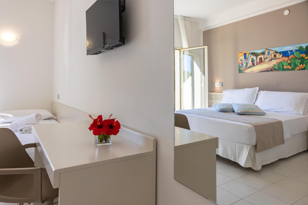 CDSHotels Terrasini - Città del Mare — Rooms in Terrasini, Sicily