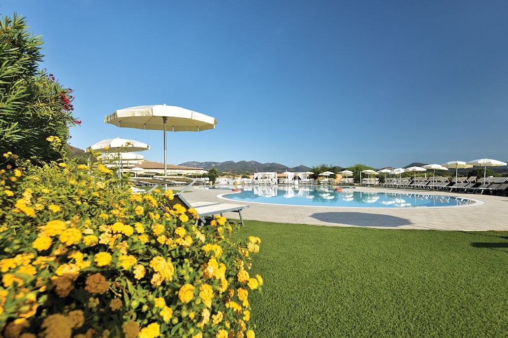 Janna e Sole Resort — Swimming pool in Budoni, Sardinia