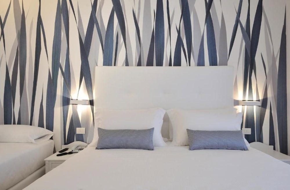 Janna e Sole Resort — Hotel rooms in Budoni, Sardinia