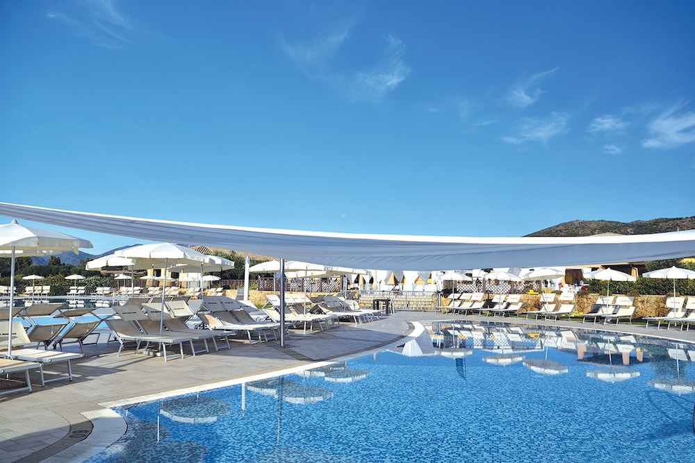 Janna e Sole Resort — Swimming pool in Budoni, Sardinia