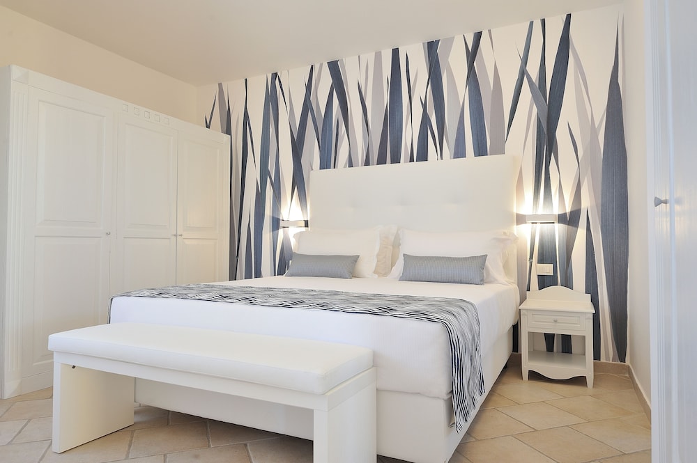Janna e Sole Resort — Hotel rooms in Budoni, Sardinia