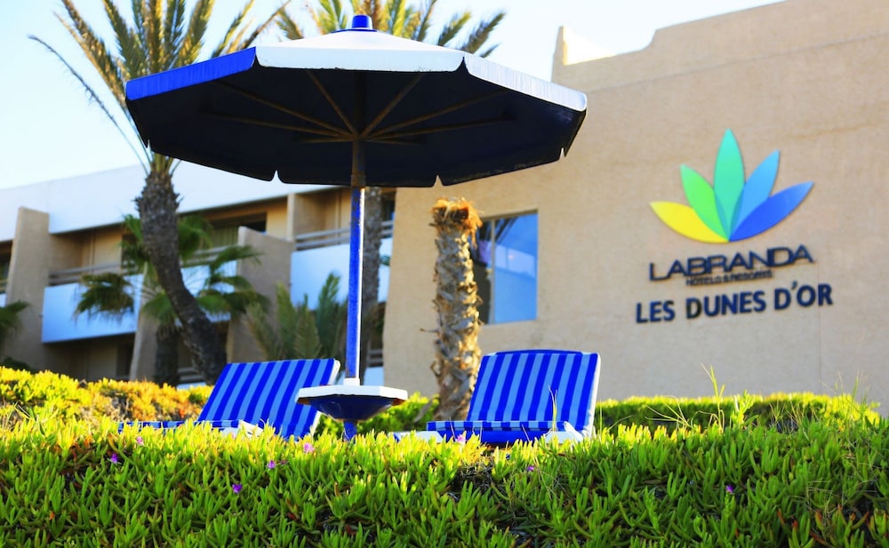Dunes d'Or Ocean Club — Hotel building in Agadir, Souss-Massa-Draa