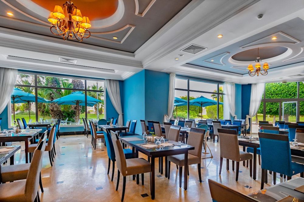 Sentido Bellevue Park — Restaurant & bars in Port El Kantaoui