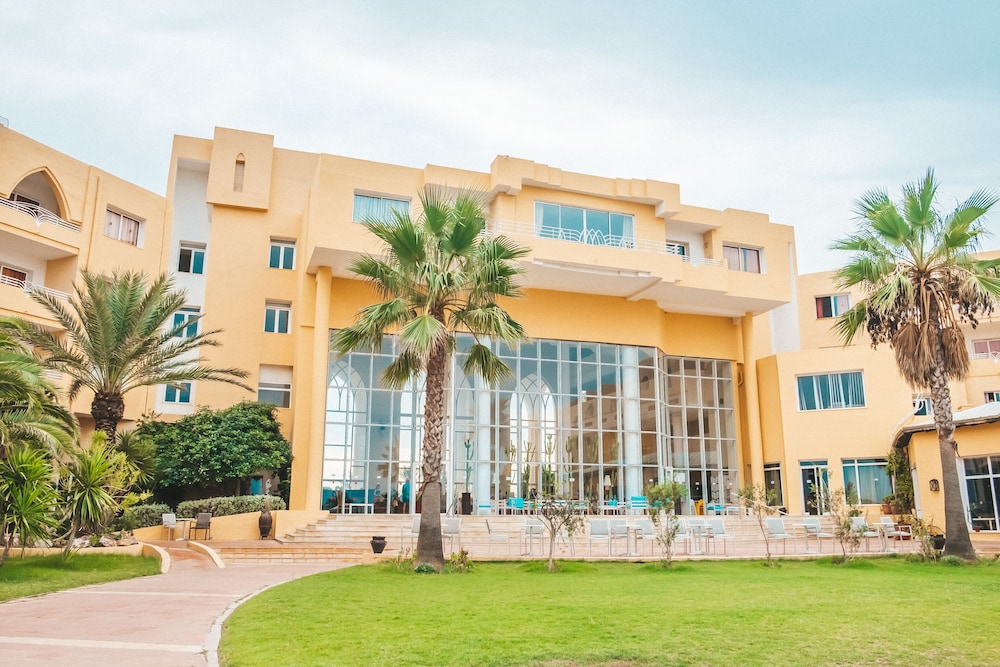 Skanes Sérail — Hotel building in Skanes inc. Monastir, Monastir