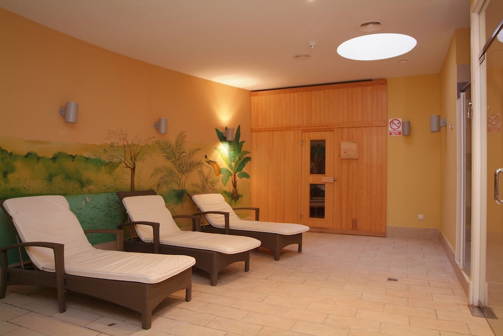 Grupotel Club Turquesa Mar — Spa in Cala'n Bosch, Balearic Islands