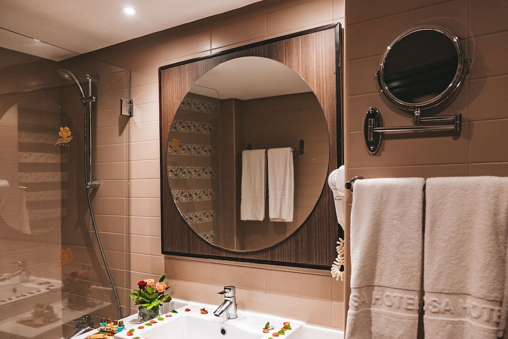 Hotel Rosa Beach Monastir — Hotel rooms in Skanes inc. Monastir, Monastir