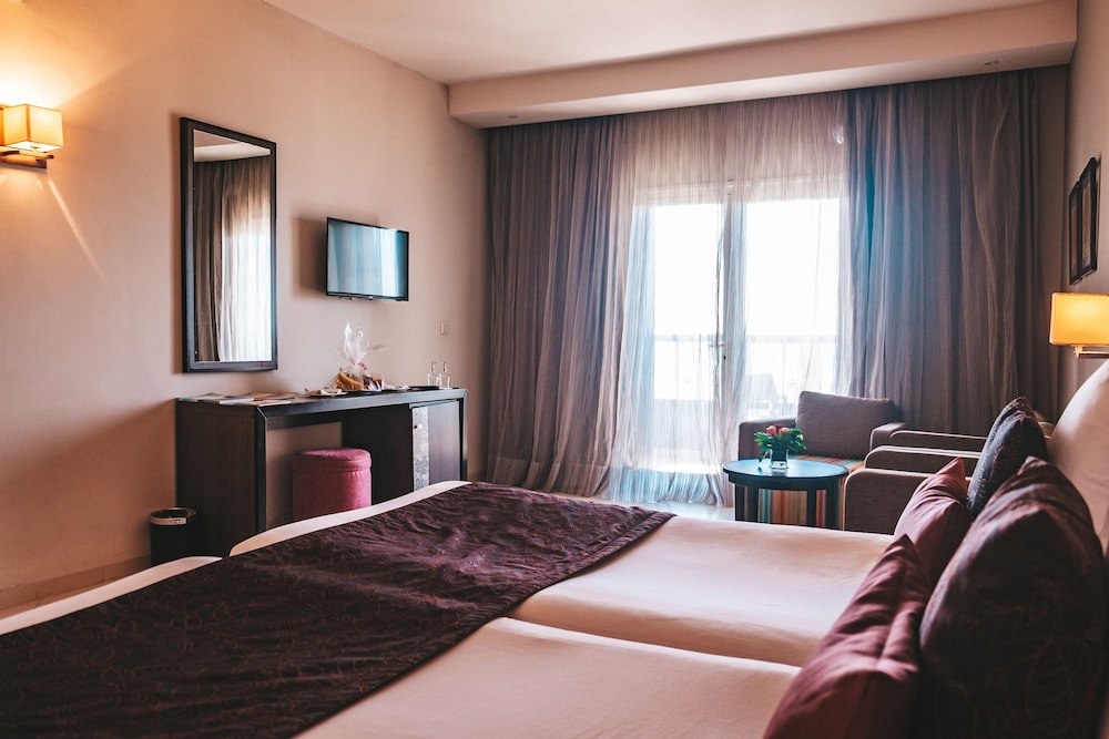 Hotel Rosa Beach Monastir — Hotel rooms in Skanes inc. Monastir, Monastir